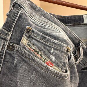 DIESEL JEANS MEN/YOUNG MEN 29X32